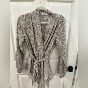 Kaileigh wrap like blouse size large